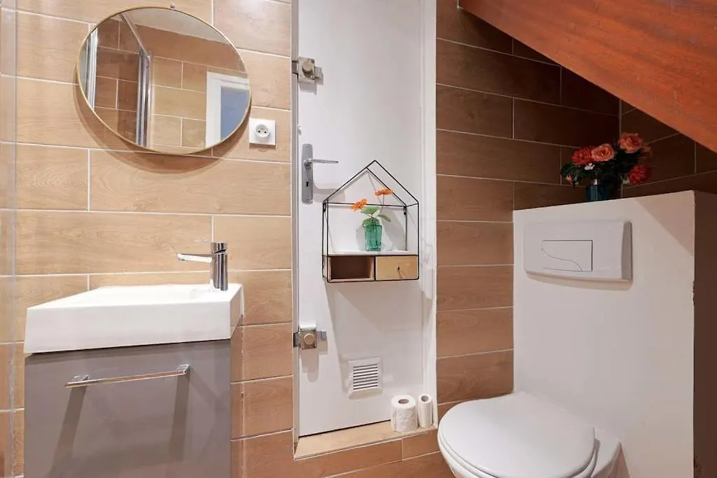 Apartment On Two Floors Close To Pigalle And Mouli 巴黎 0*,  法国